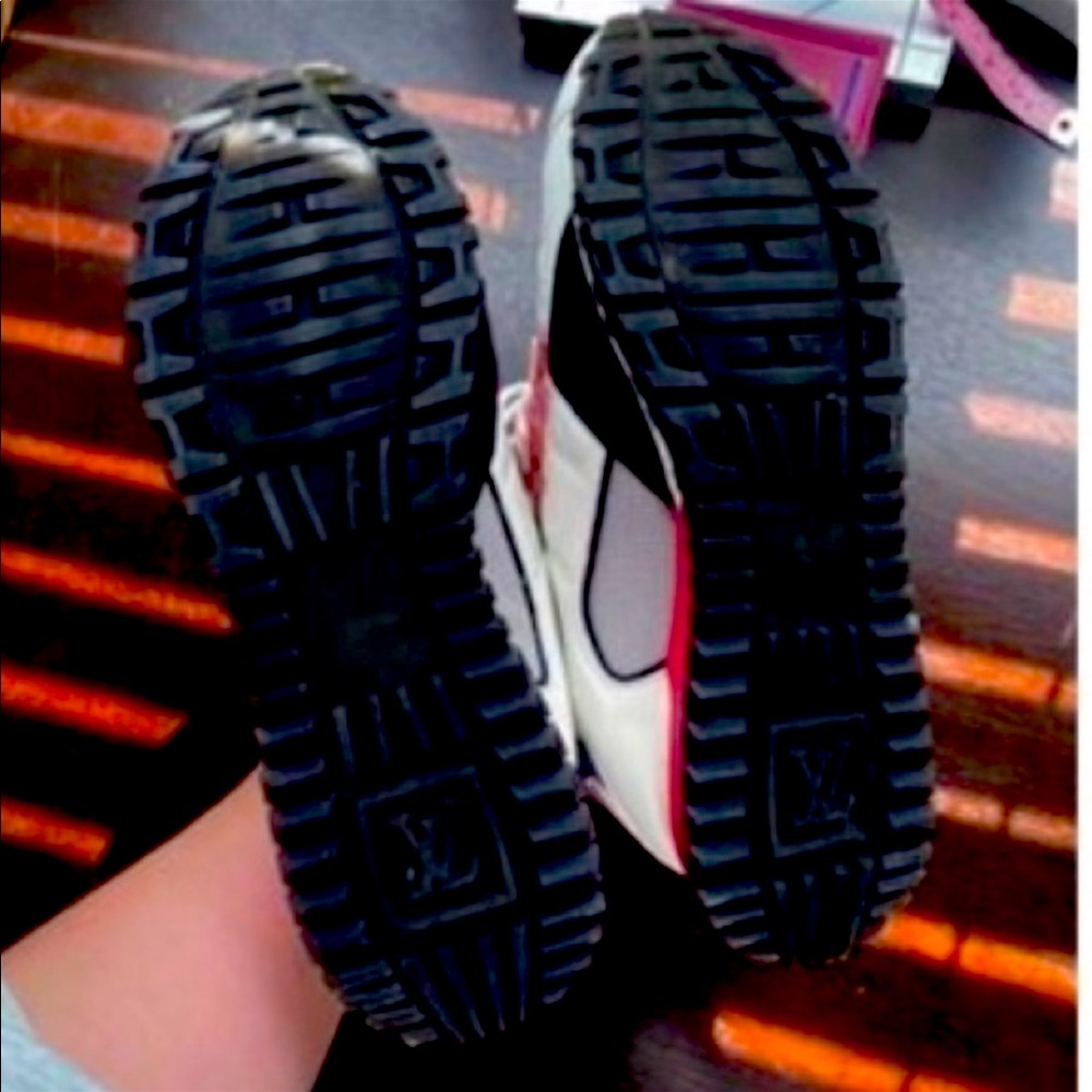 Auth. Louis Vuitton Pink & White Runaway Sneakers